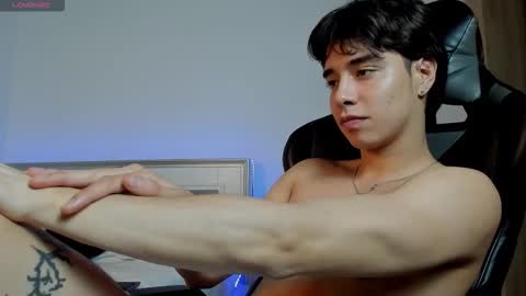 Snapshot of faceofbabyyy chatting on November 30, 3:32 am faceofbabyyy online show from November 30, 3:32 am