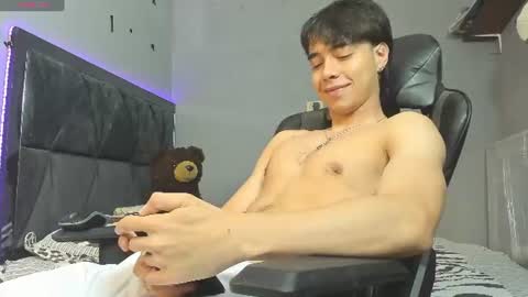faceofbabyyy online show from July 12, 10:12 pm