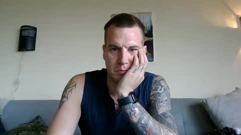 Snapshot of fack69ogsazzy69 chatting on September 11, 1:33 pm Dennis online show from September 11, 1:33 pm