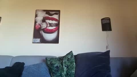 Snapshot of fack69ogsazzy69 chatting on November 7, 9:42 am Dennis online show from November 7, 9:42 am