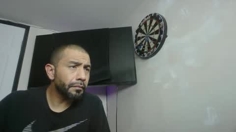 Mark online show from December 3, 9:07 am