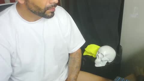 Snapshot of faded805 chatting on April 7, 7:42 am Mark online show from April 7, 7:42 am