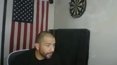 Snapshot of faded805 chatting on April 12, 5:56 am Mark online show from April 12, 5:56 am