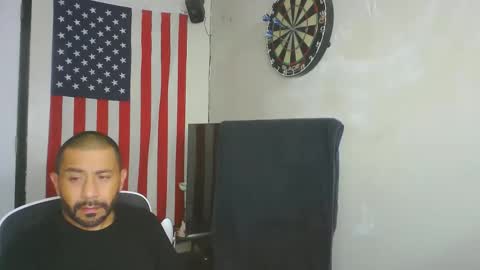 Snapshot of faded805 chatting on April 13, 7:36 am Mark online show from April 13, 7:36 am