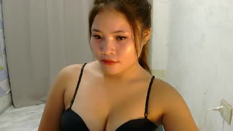 Snapshot of fahara_lea chatting on July 18, 12:26 am fahara_lea online show from July 18, 12:26 am