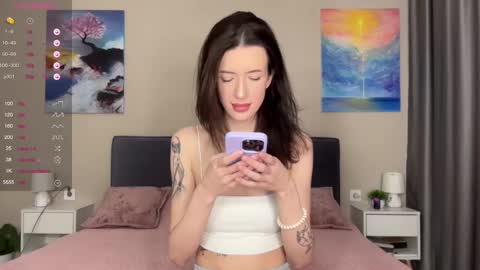 Snapshot of fairy_bloomix chatting on February 9, 11:14 am Bloom online show from February 9, 11:14 am