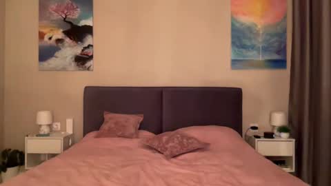 Snapshot of fairy_bloomix chatting on March 4, 6:39 pm Bloom online show from March 4, 6:39 pm