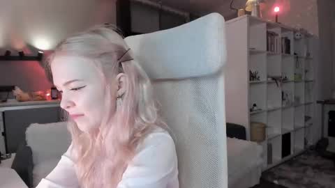 fairy_casey online show from March 3, 2:26 am