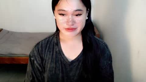Snapshot of fairy_cuddle chatting on June 18, 8:13 pm call me shanaia online show from June 18, 8:13 pm