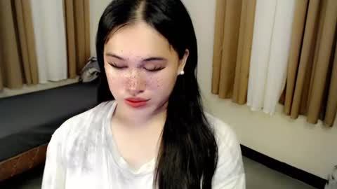 Snapshot of fairy_cuddle chatting on July 25, 8:01 am call me shanaia online show from July 25, 8:01 am