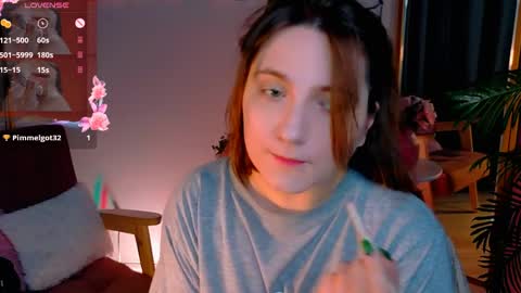 Snapshot of fairy_tara chatting on May 27, 10:18 pm Tara online show from May 27, 10:18 pm