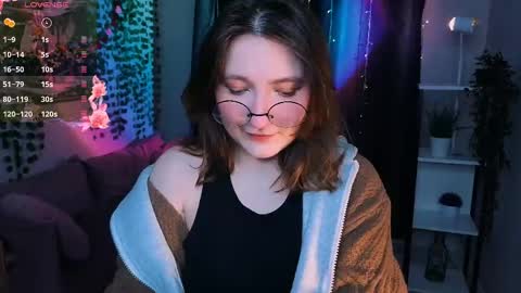 Snapshot of fairy_tara chatting on May 31, 10:00 pm Tara online show from May 31, 10:00 pm