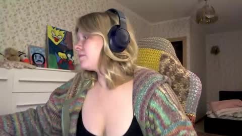 Arisha online show from September 24, 7:50 pm