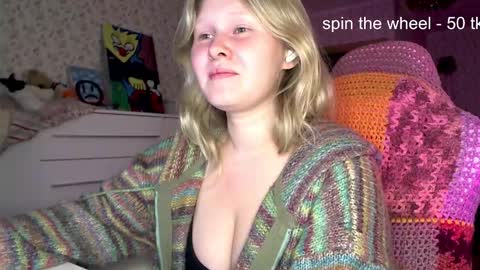 Arisha online show from September 25, 8:01 pm