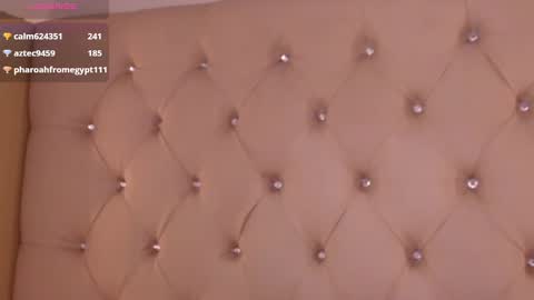 Snapshot of fairyflexxx chatting on December 18, 4:17 pm Fairy online show from December 18, 4:17 pm