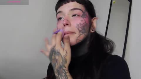 Snapshot of fairyflexxx chatting on January 8, 11:43 am Fairy online show from January 8, 11:43 am