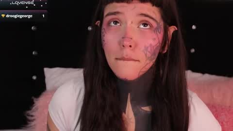 Snapshot of fairyflexxx chatting on January 28, 10:12 am Fairy online show from January 28, 10:12 am