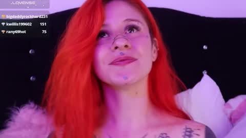 Snapshot of fairyflexxx chatting on February 4, 3:33 am Fairy online show from February 4, 3:33 am