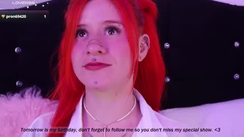 Snapshot of fairyflexxx chatting on February 6, 11:58 pm Fairy online show from February 6, 11:58 pm