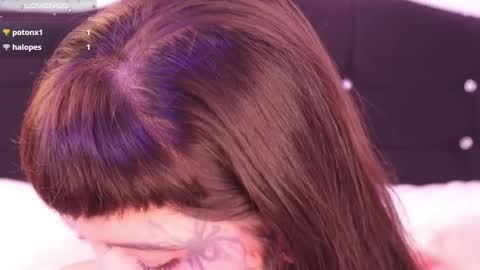 Snapshot of fairyflexxx chatting on February 25, 9:57 pm Fairy online show from February 25, 9:57 pm