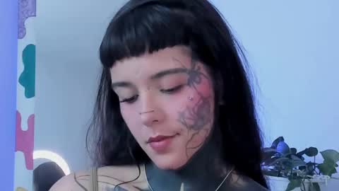 Snapshot of fairyflexxx chatting on March 8, 9:51 pm Fairy online show from March 8, 9:51 pm