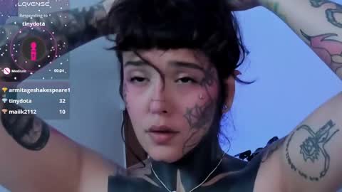 Snapshot of fairyflexxx chatting on March 9, 12:53 am Fairy online show from March 9, 12:53 am