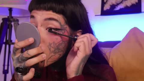 Snapshot of fairyflexxx chatting on September 18, 12:23 am Fairy online show from September 18, 12:23 am