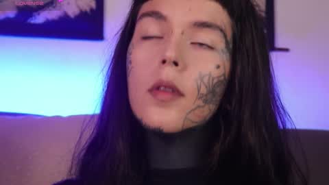 Snapshot of fairyflexxx chatting on September 28, 10:48 pm Fairy online show from September 28, 10:48 pm