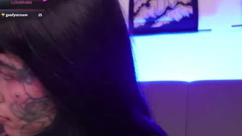 Snapshot of fairyflexxx chatting on October 13, 3:39 am Fairy online show from October 13, 3:39 am