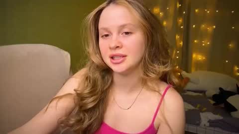 Ilona online show from February 18, 1:33 pm