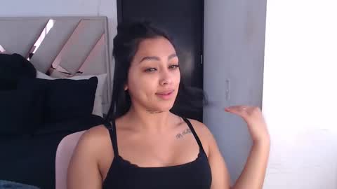 fairylatin online show from October 14, 4:08 pm