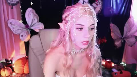 Snapshot of fairywhore chatting on November 7, 7:47 pm Jackie Cosplayer online show from November 7, 7:47 pm