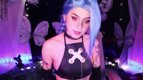 Snapshot of fairywhore chatting on November 16, 3:23 am Jackie Cosplayer online show from November 16, 3:23 am