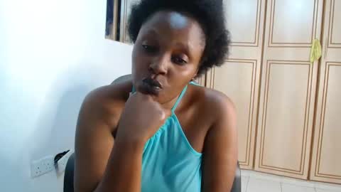 Snapshot of faithokoyo480 chatting on May 9, 8:47 pm raysa4421 online show from May 9, 8:47 pm