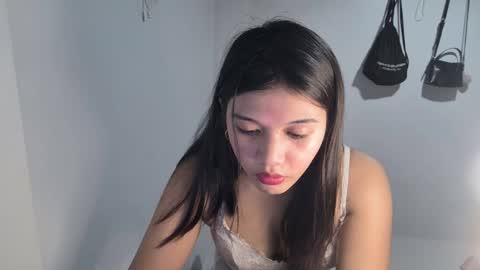 faithveronica130200134 online show from April 9, 6:57 pm