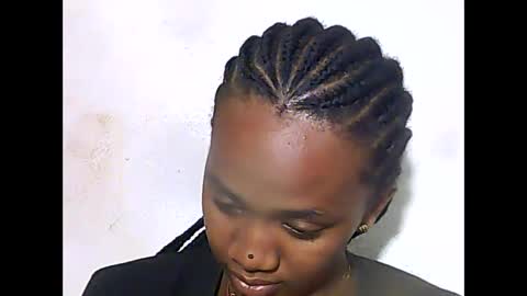 falielyse online show from October 8, 8:28 pm