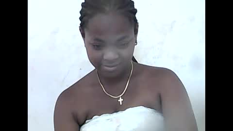 falielyse online show from October 16, 8:04 am