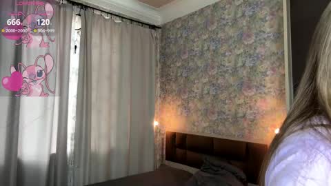 Erika online show from April 19, 6:13 am