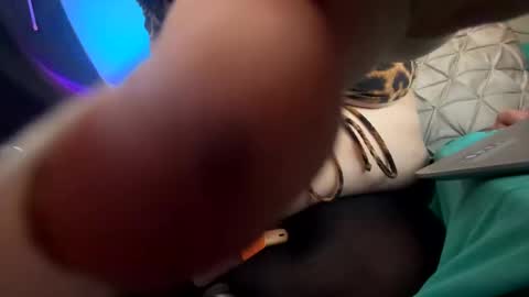 fallen_jezabel online show from October 16, 6:25 am