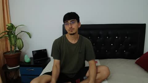 FallGays online show from March 5, 11:34 pm