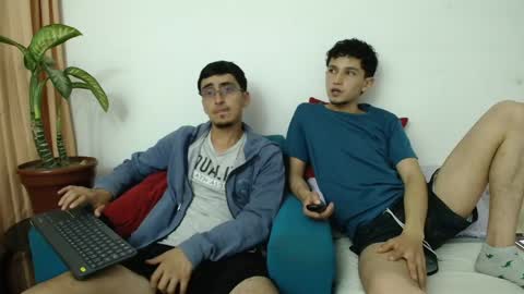 FallGays online show from April 22, 2:47 am