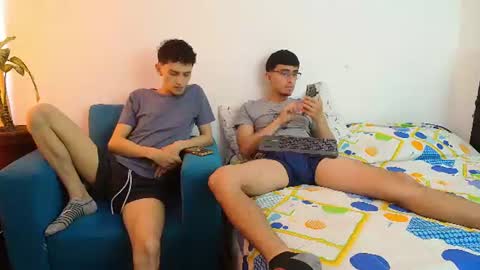 FallGays online show from June 27, 5:07 pm