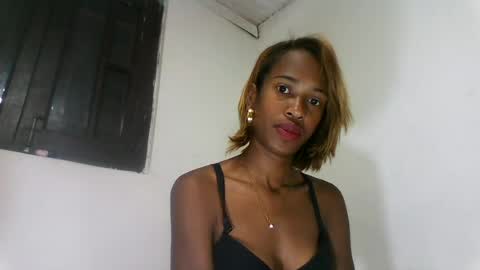 fallinah01 online show from July 21, 4:59 am