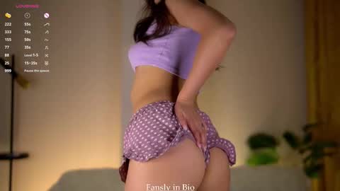 Kim online show from October 25, 2:35 pm