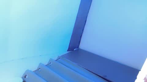 Ivy Lauren online show from February 8, 4:47 pm