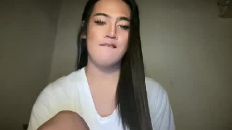 Snapshot of fallon_empress chatting on November 4, 11:15 pm callmecindy online show from November 4, 11:15 pm