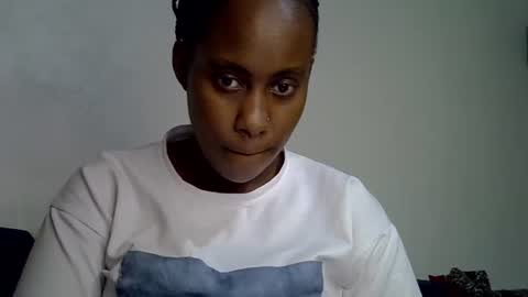 famous_bear online show from March 9, 7:29 pm