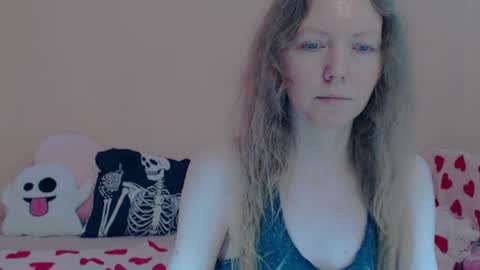 Snapshot of fanatka chatting on March 11, 5:35 am BUNNYGal online show from March 11, 5:35 am