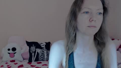 Snapshot of fanatka chatting on March 18, 5:21 am BUNNYGal online show from March 18, 5:21 am
