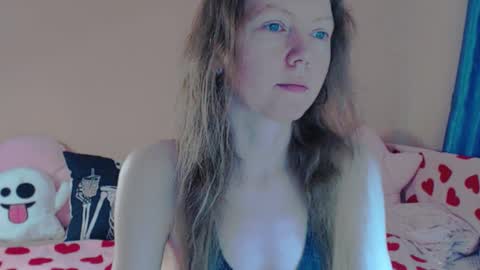 Snapshot of fanatka chatting on March 27, 3:56 am BUNNYGal online show from March 27, 3:56 am